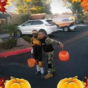 Meet your Posher, Tina